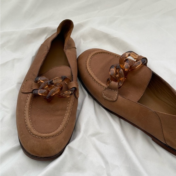 See By Chloe Tan Loafers with Tortoise Chain - Picture 5 of 10